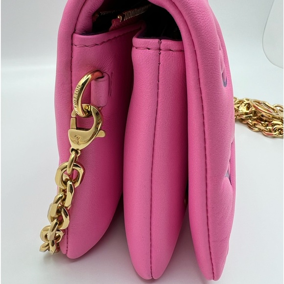 Louis Vuitton Lambskin Embossed Monogram Vuittamins Pochette Coussin Rose Violet - Picture 10 of 15